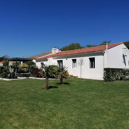 Bed & Breakfast Chez Emilie Et Didier Saint-Avaugourd-des-Landes